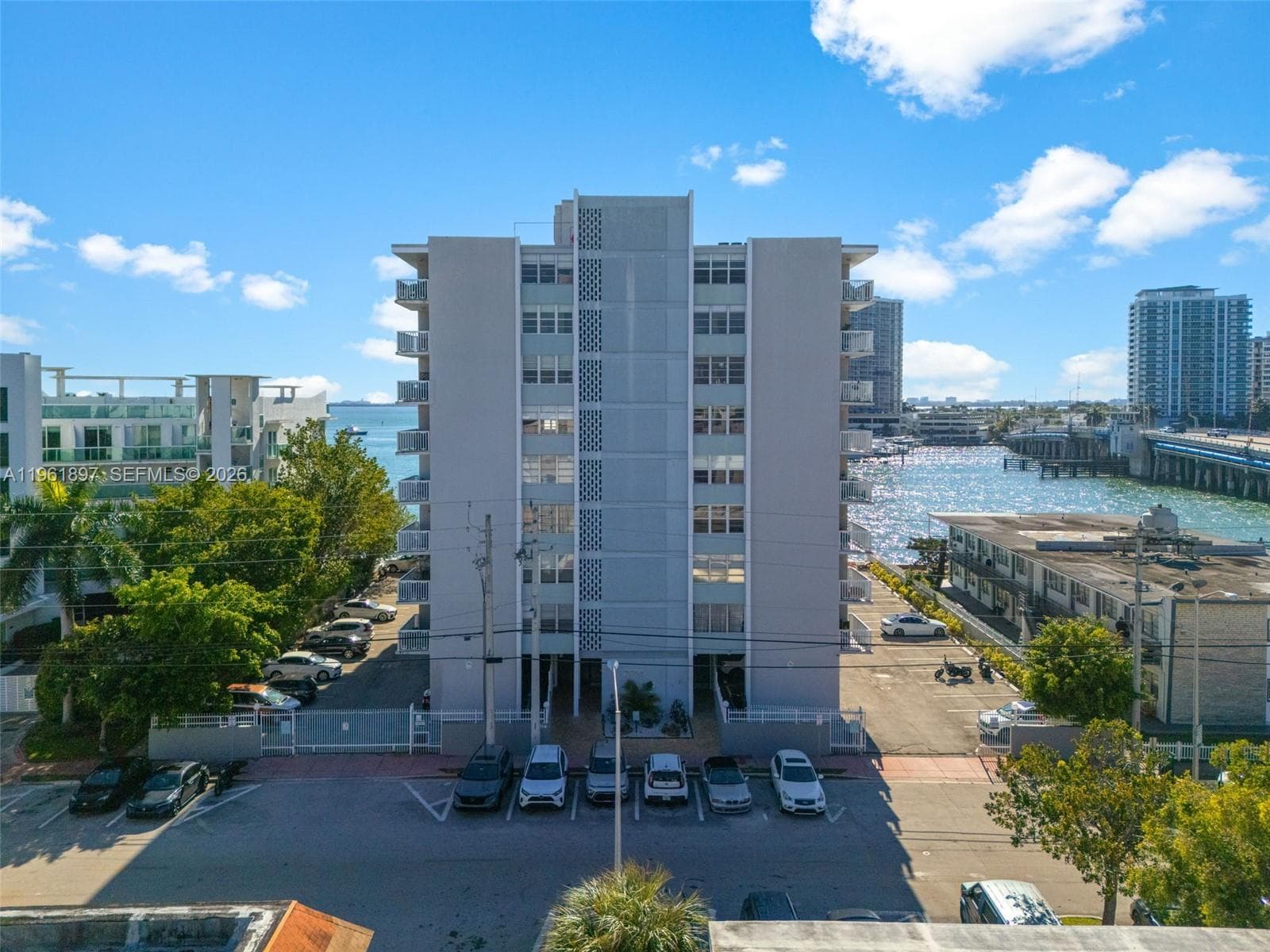 2016 Bay Dr # 203, Miami Beach FL 33141 — 1