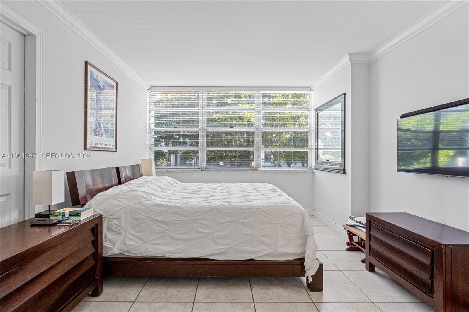 2016 Bay Dr # 203, Miami Beach FL 33141 — 18