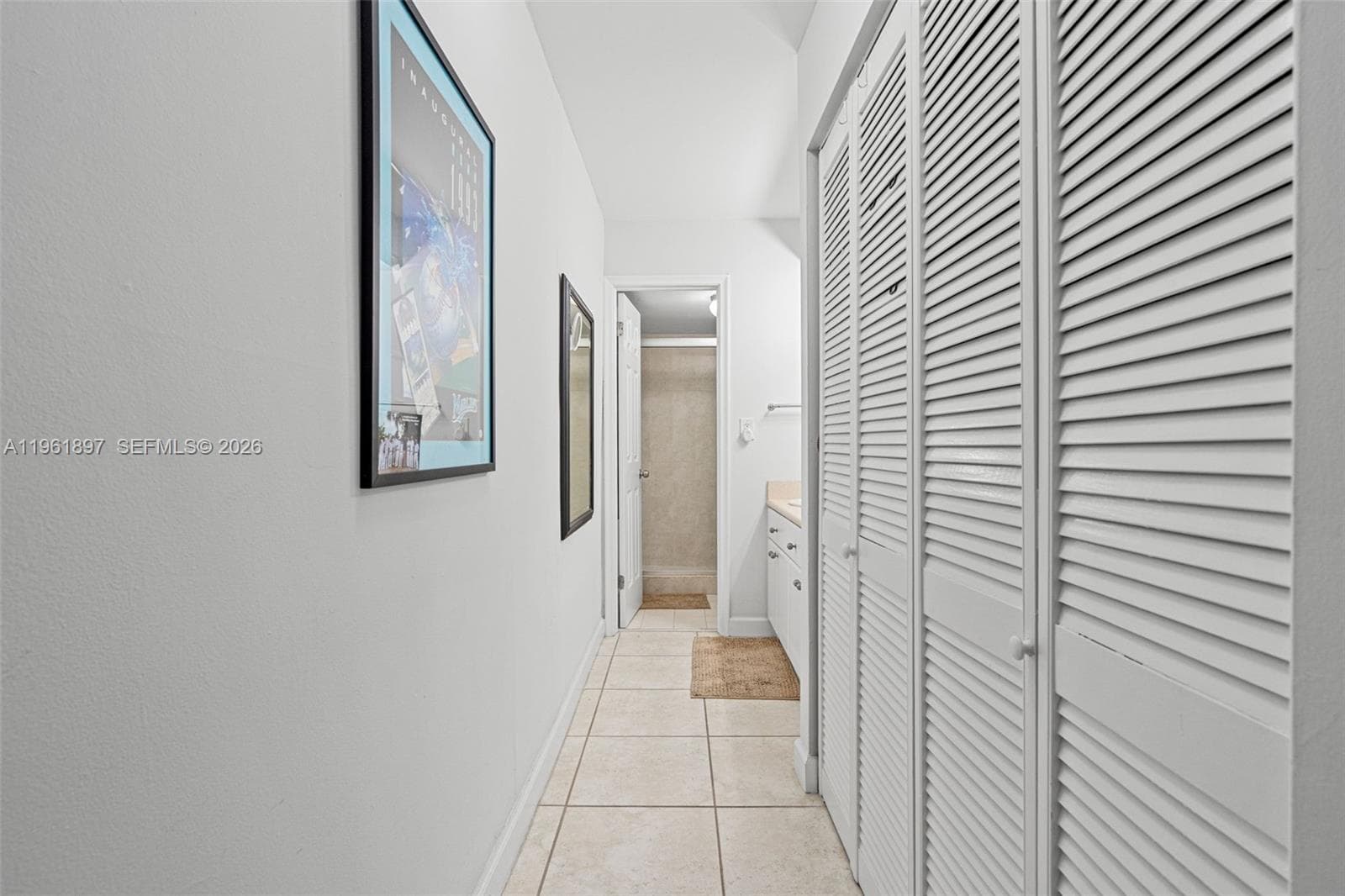 2016 Bay Dr # 203, Miami Beach FL 33141 — 25