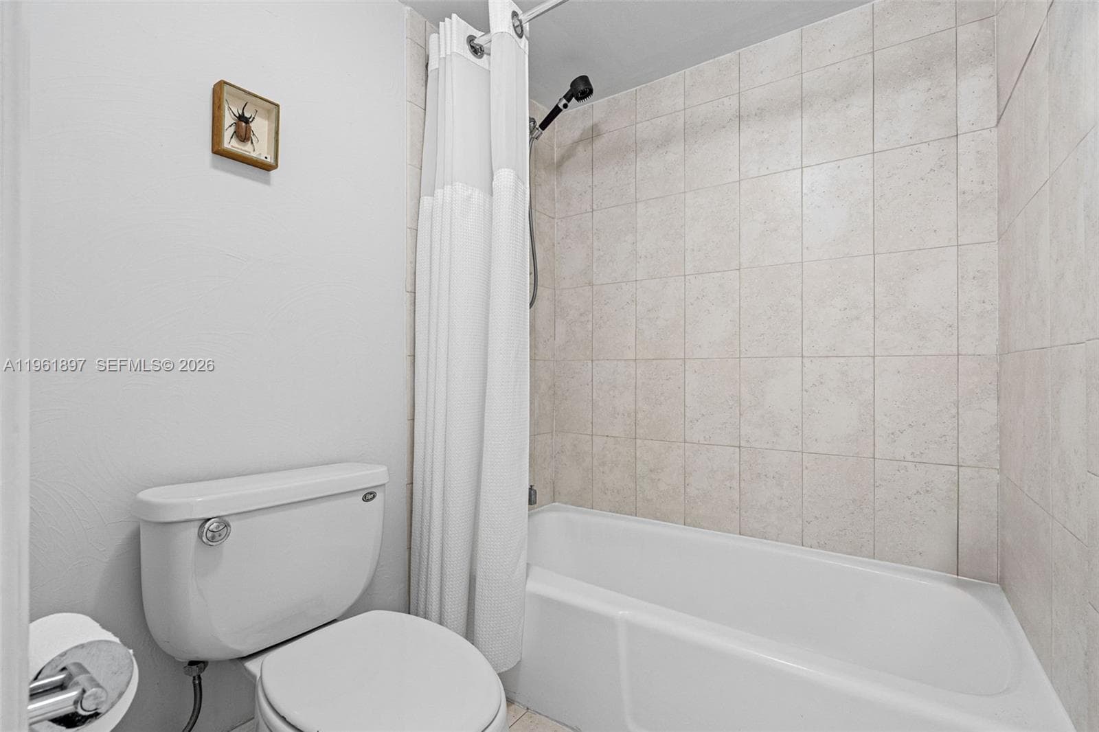 2016 Bay Dr # 203, Miami Beach FL 33141 — 21
