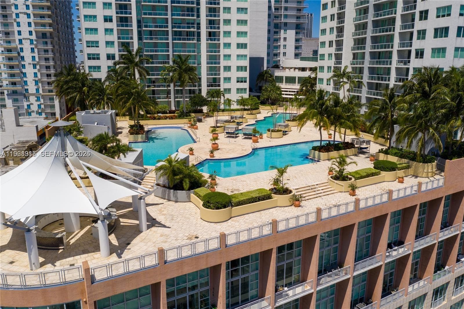 253 NE 2nd St # 3105, Miami FL 33132 — 17