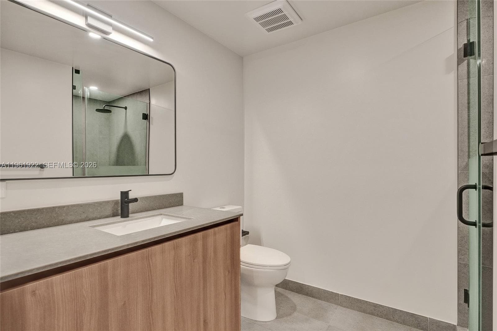 121 NE 5th Street # 807, Miami FL 33132 — 4