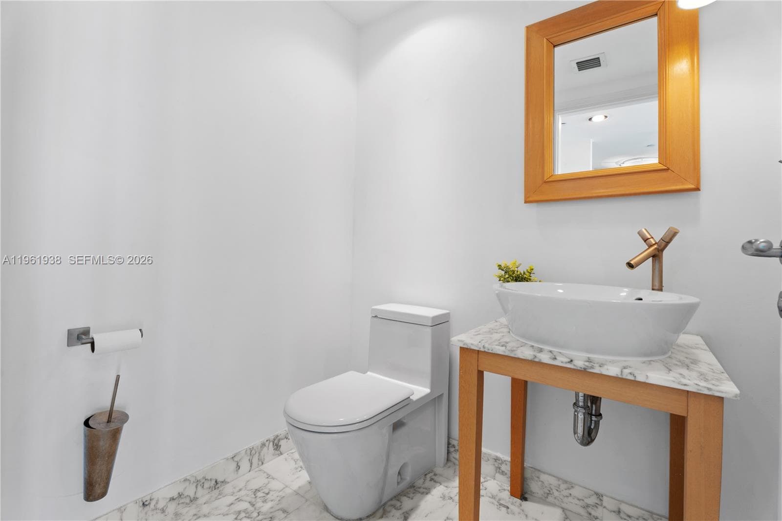 450 Alton Rd # 3008, Miami Beach FL 33139 — 6