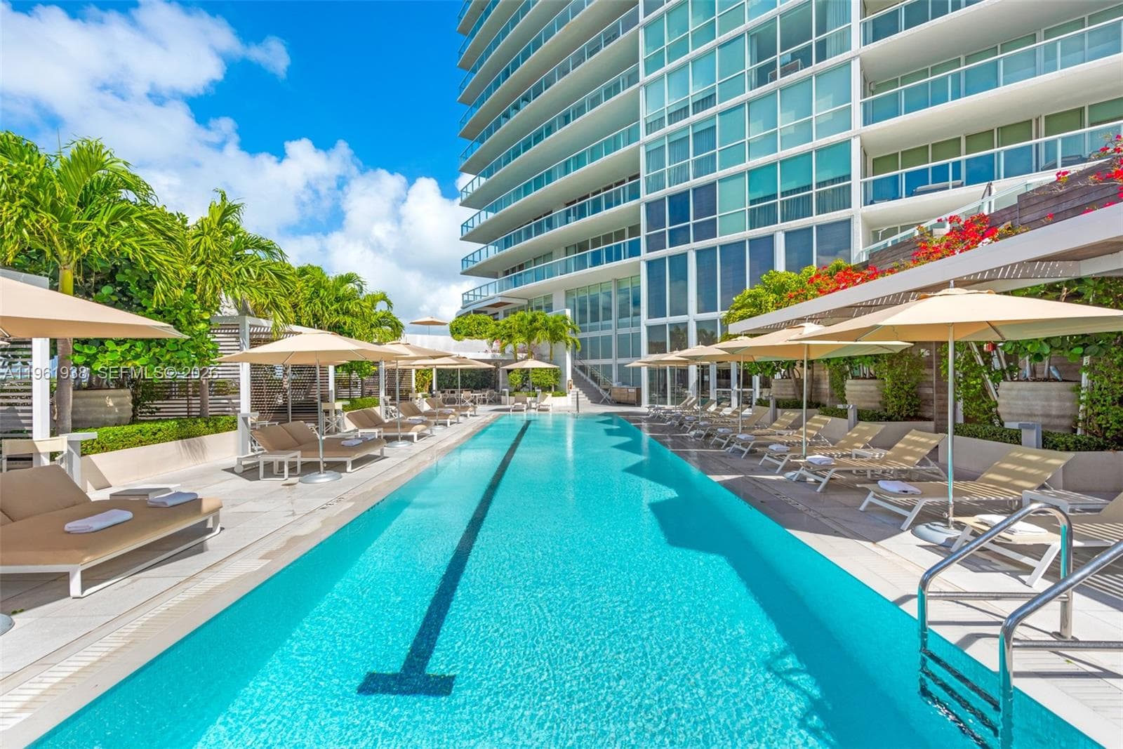 450 Alton Rd # 3008, Miami Beach FL 33139 — 24