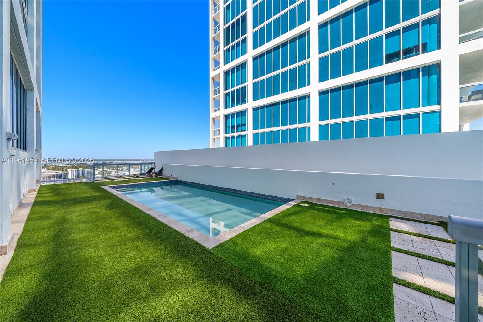 6899 Collins Ave, Miami Beach FL 33141 — 23