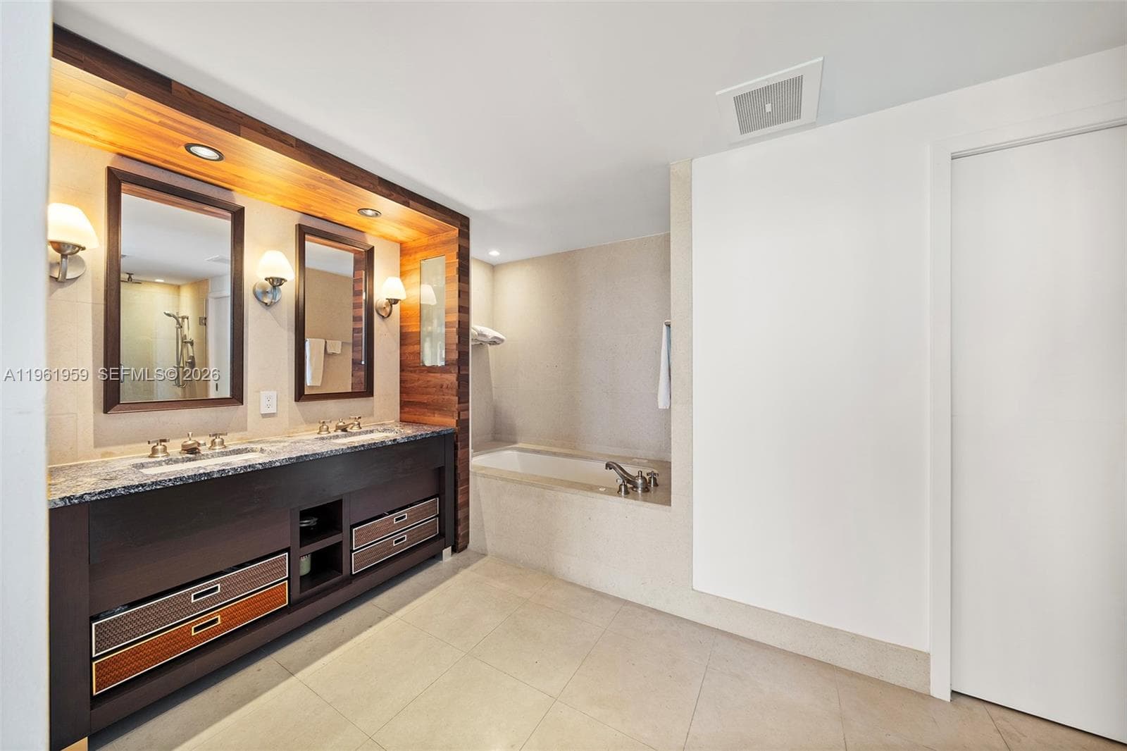 6899 Collins Ave, Miami Beach FL 33141 — 15