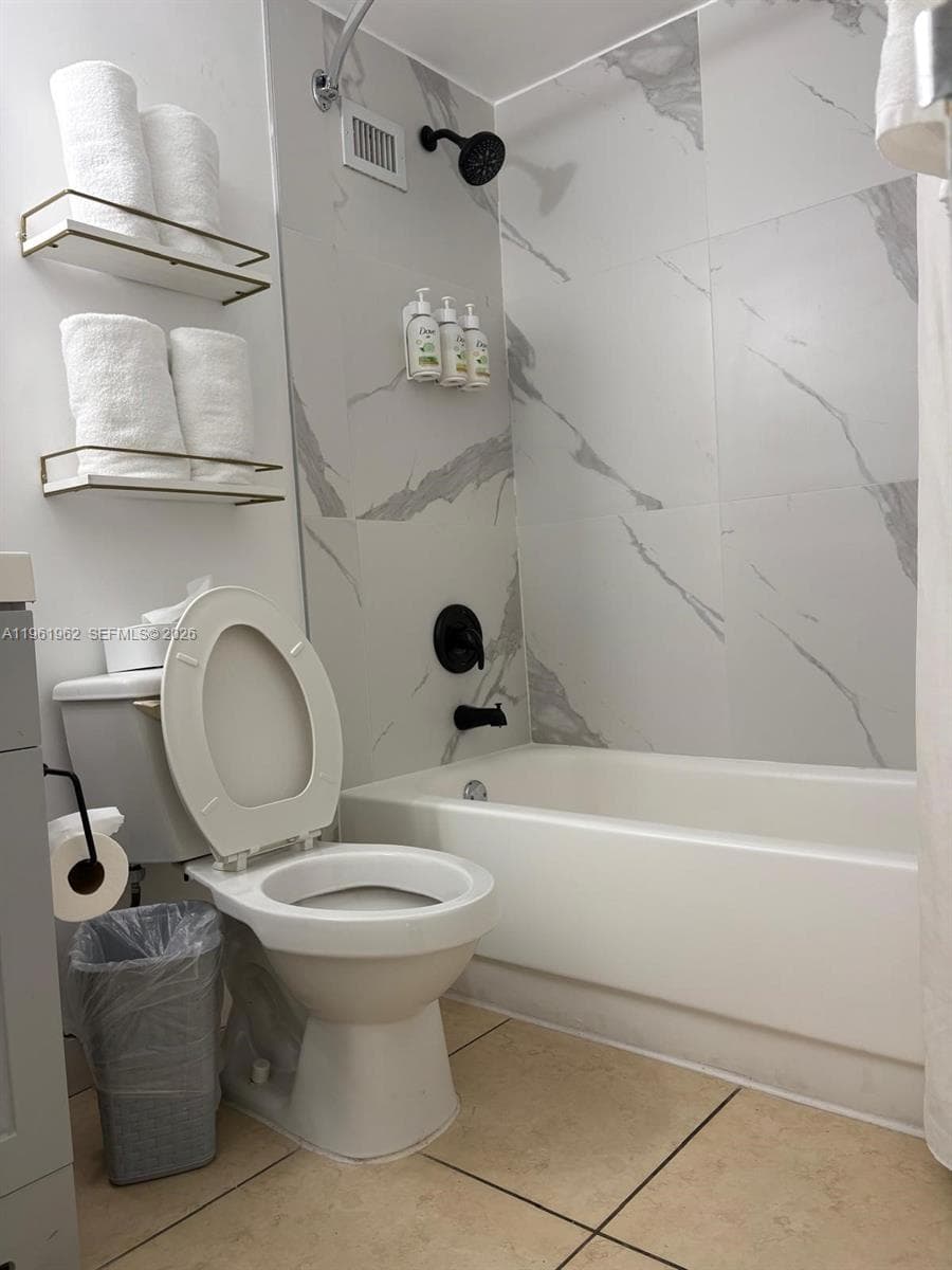 19201 Collins Ave # 820, Sunny Isles Beach FL 33160 — 2