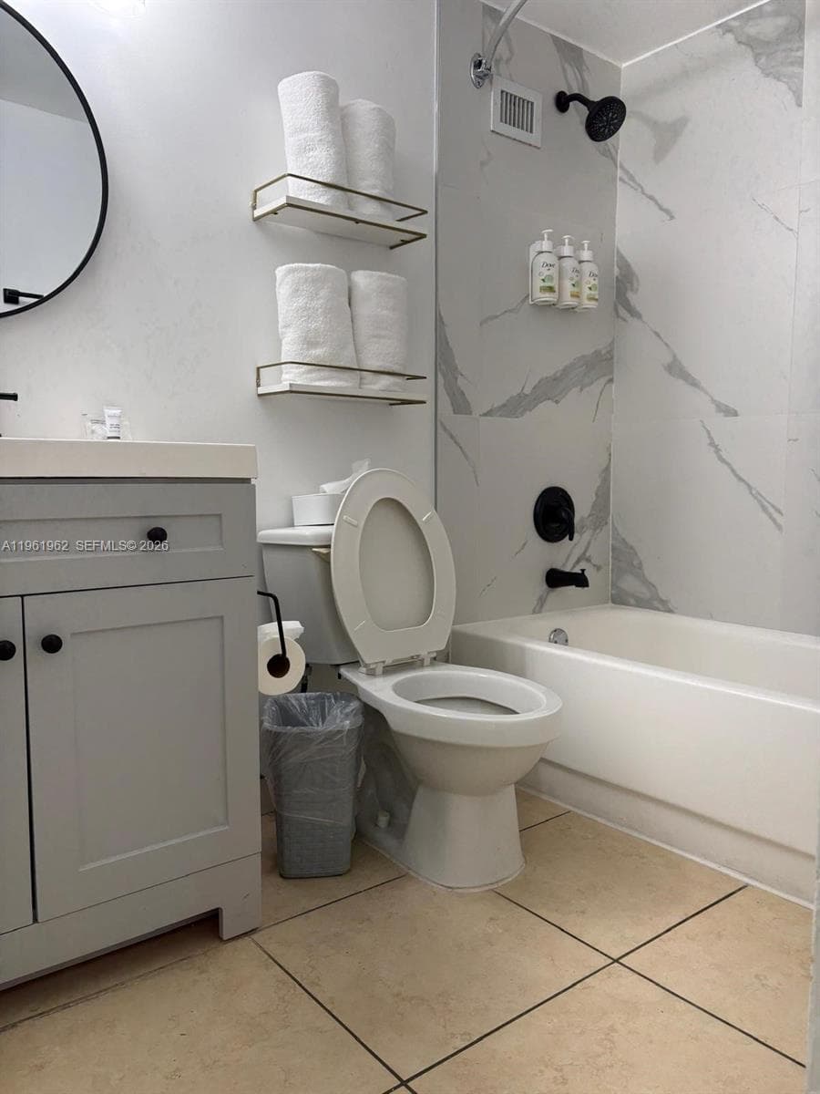 19201 Collins Ave # 820, Sunny Isles Beach FL 33160 — 3