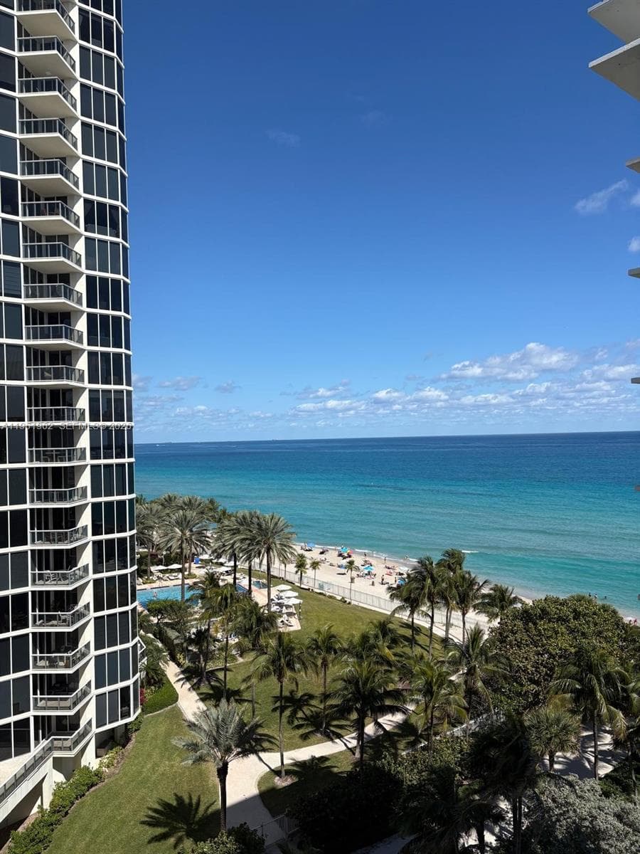 19201 Collins Ave # 820, Sunny Isles Beach FL 33160 — 14