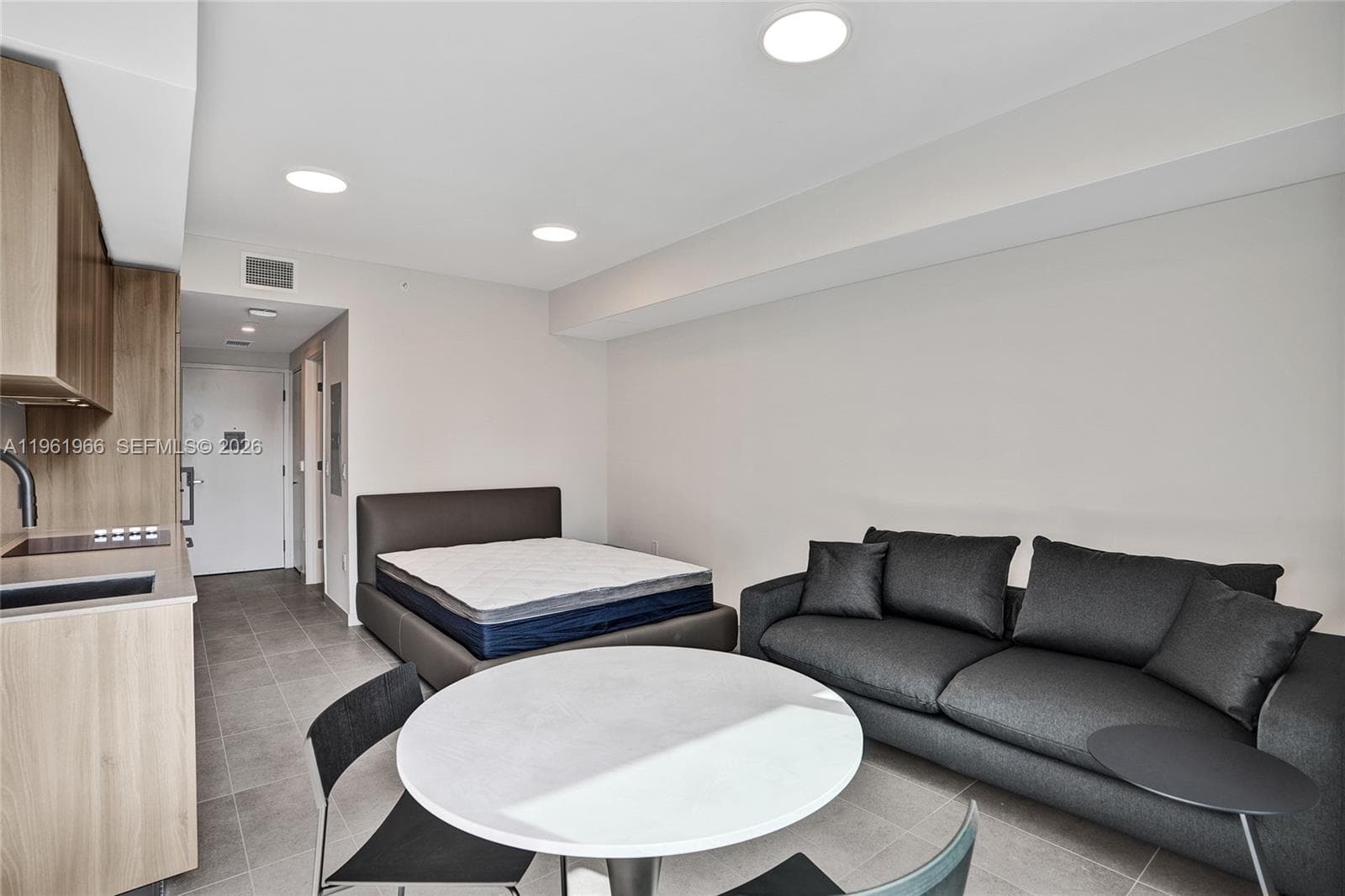 121 NE 5th Street # 1001B, Miami FL 33132 — 23