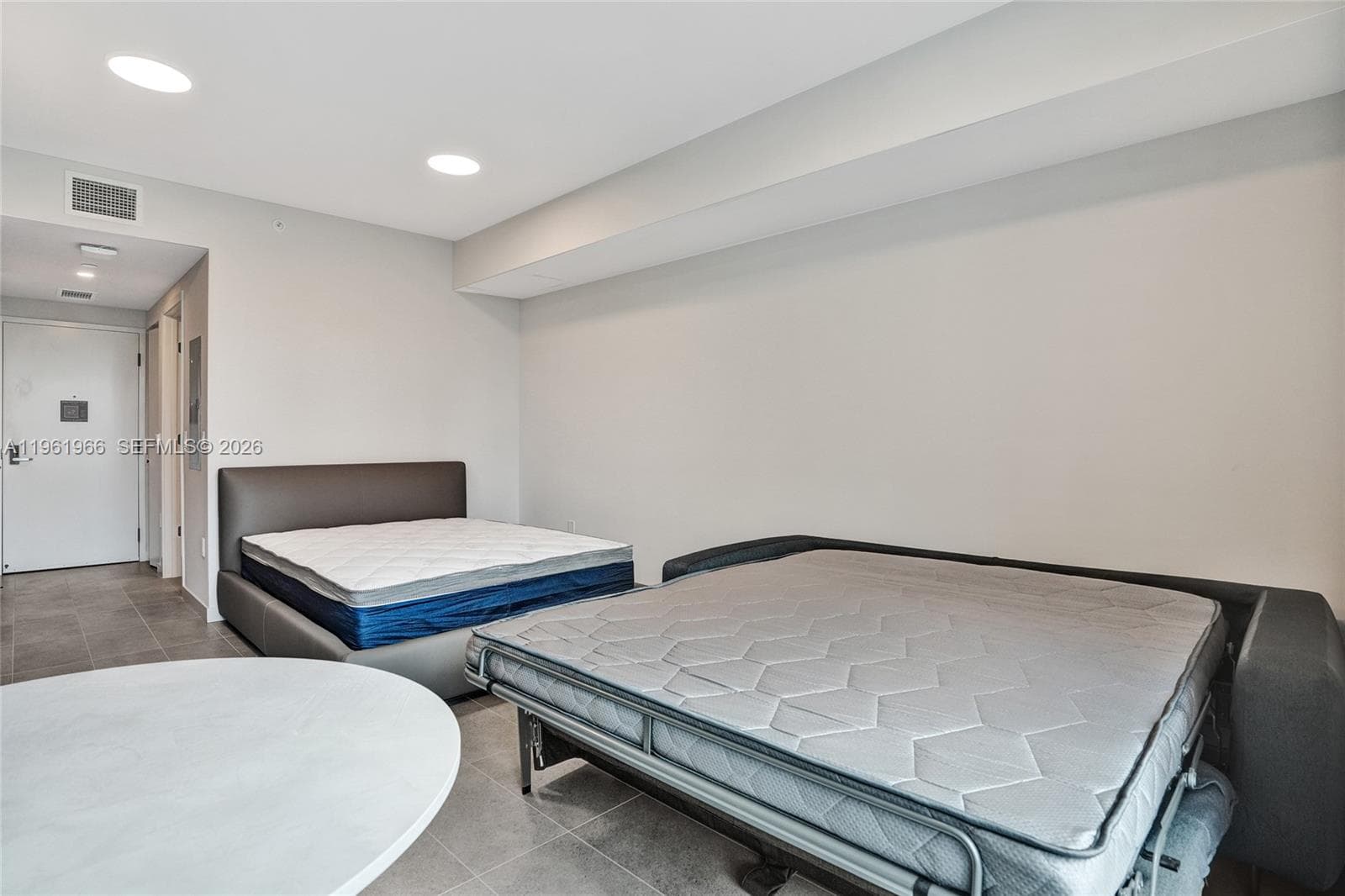 121 NE 5th Street # 1001B, Miami FL 33132 — 26
