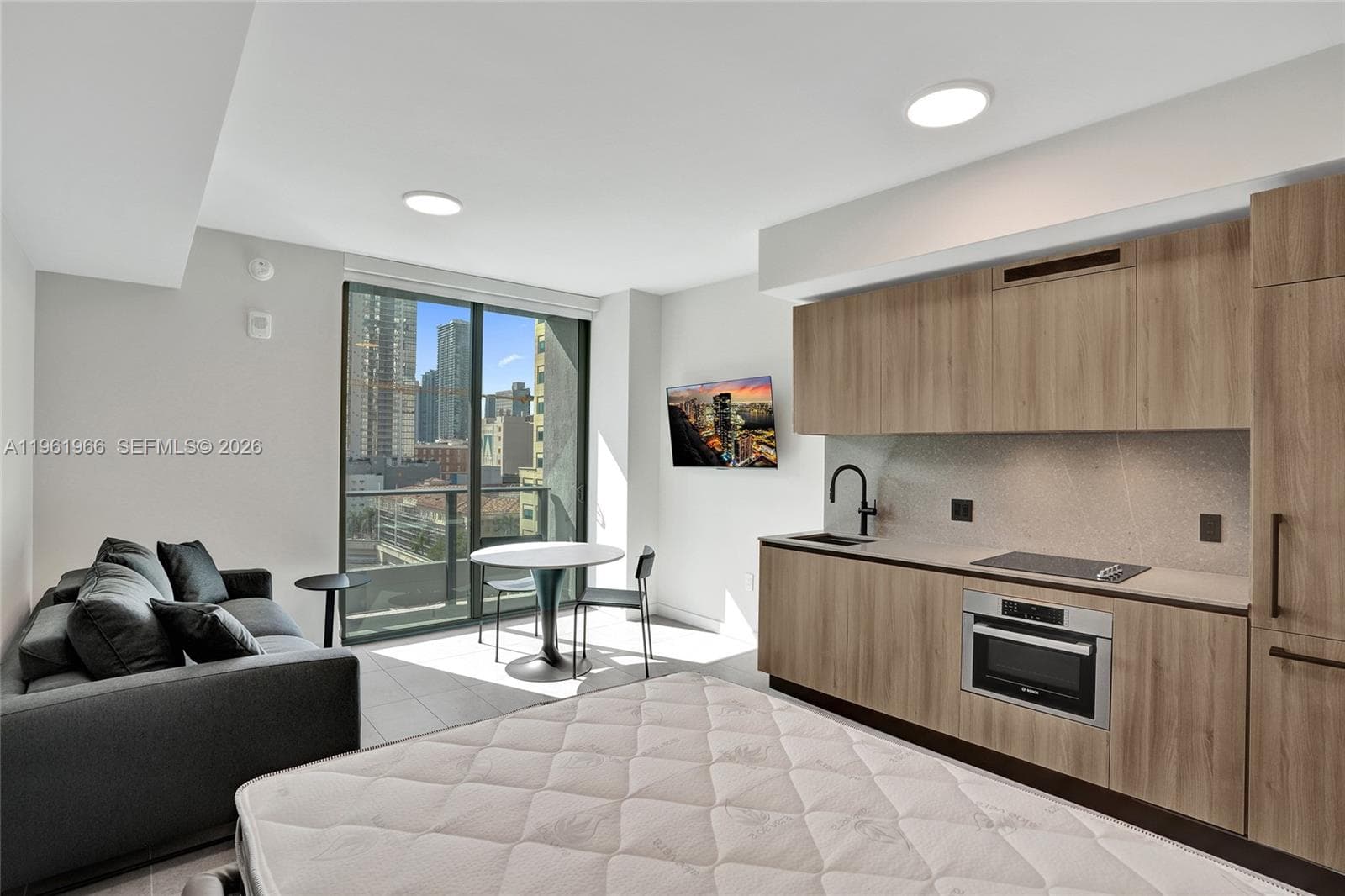121 NE 5th Street # 1001B, Miami FL 33132 — 11