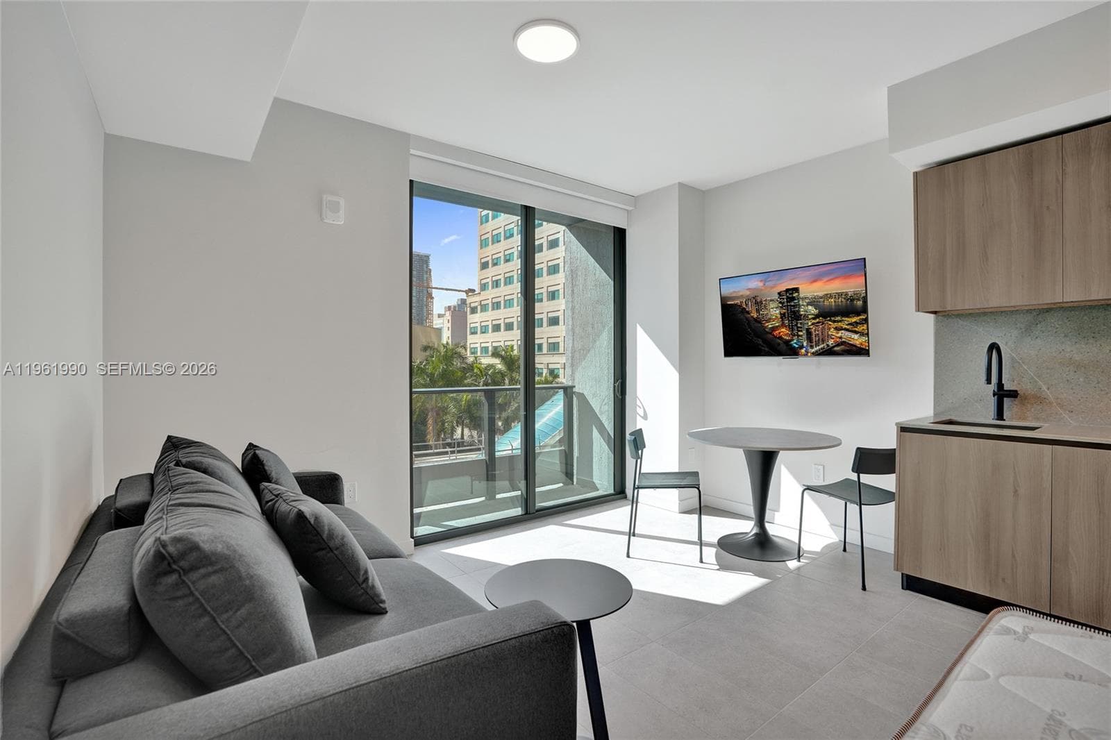121 NE 5th Street # 401B, Miami FL 33132 — 12