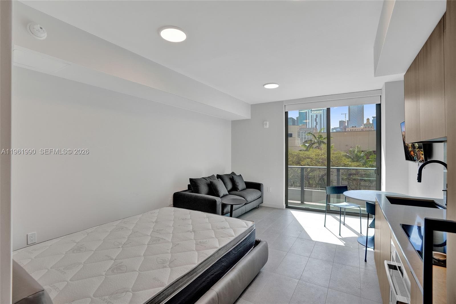121 NE 5th Street # 401B, Miami FL 33132 — 9