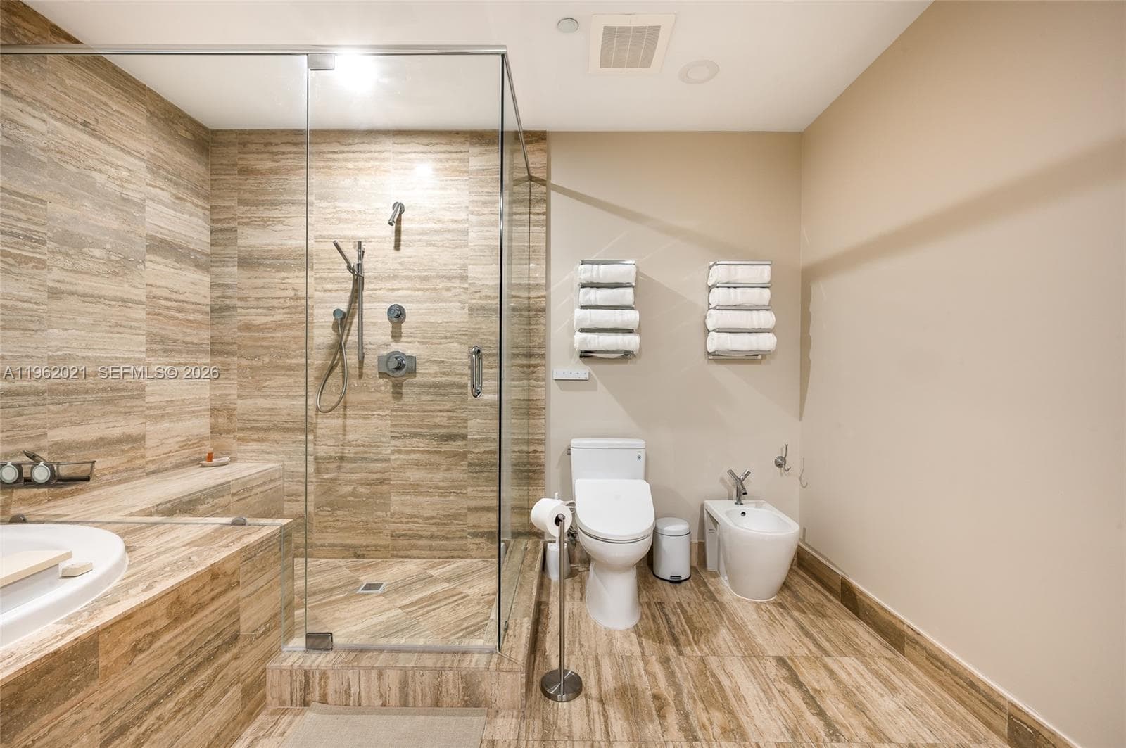 15901 Collins Ave # 2303, Sunny Isles Beach FL 33160 — 13