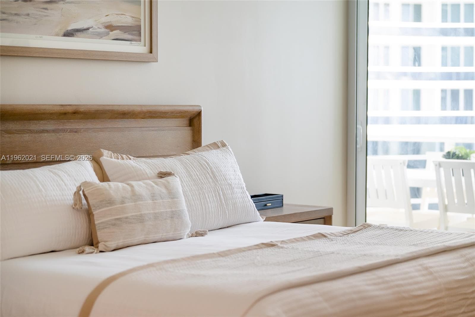15901 Collins Ave # 2303, Sunny Isles Beach FL 33160 — 34