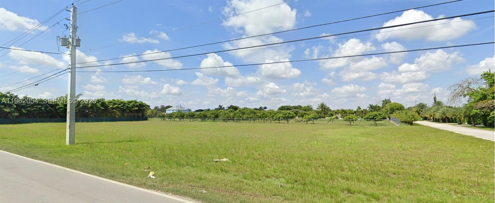 21220 SW 194 AVE, Miami FL 33187 — 2