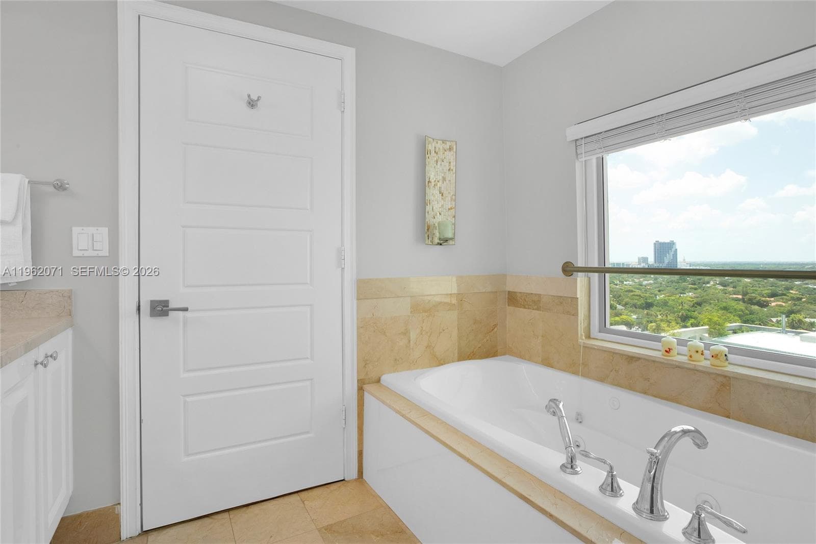 3400 SW 27th Ave # 1904, Coconut Grove FL 33133 — 10