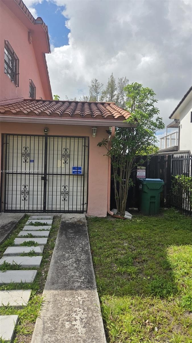12516 SW 9th Ter # 2, Miami FL 33184 — 3
