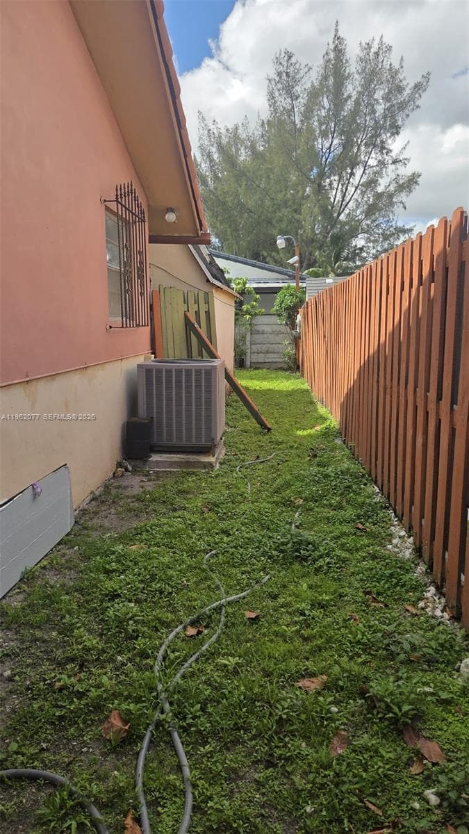 12516 SW 9th Ter # 2, Miami FL 33184 — 18