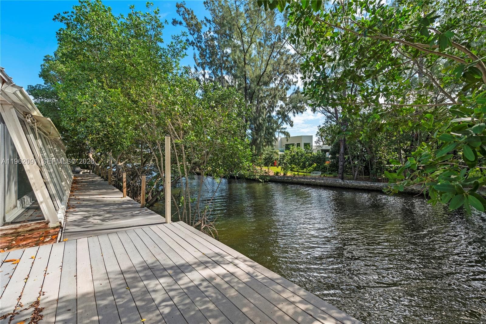 19860 NE 24th Ct, Miami FL 33180 — 8