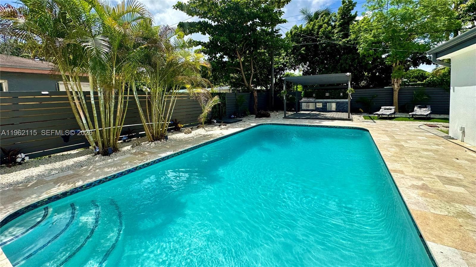 40 NW 125th St, North Miami FL 33168 — 43