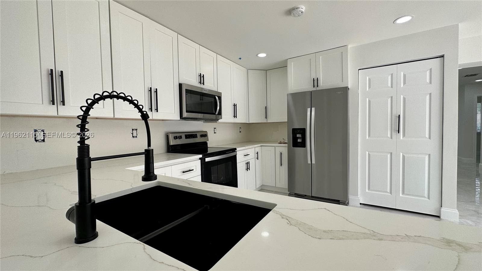 40 NW 125th St, North Miami FL 33168 — 26