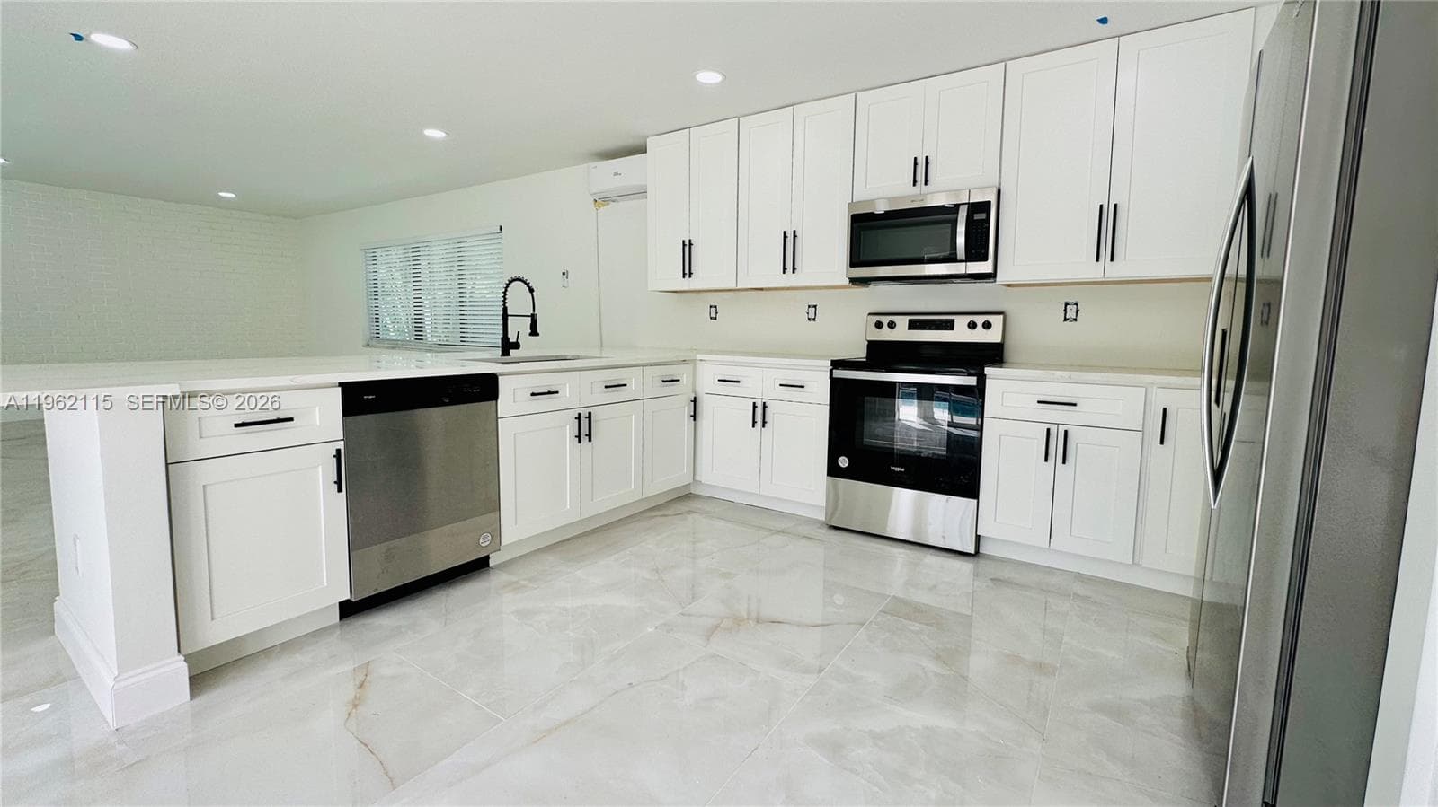 40 NW 125th St, North Miami FL 33168 — 20