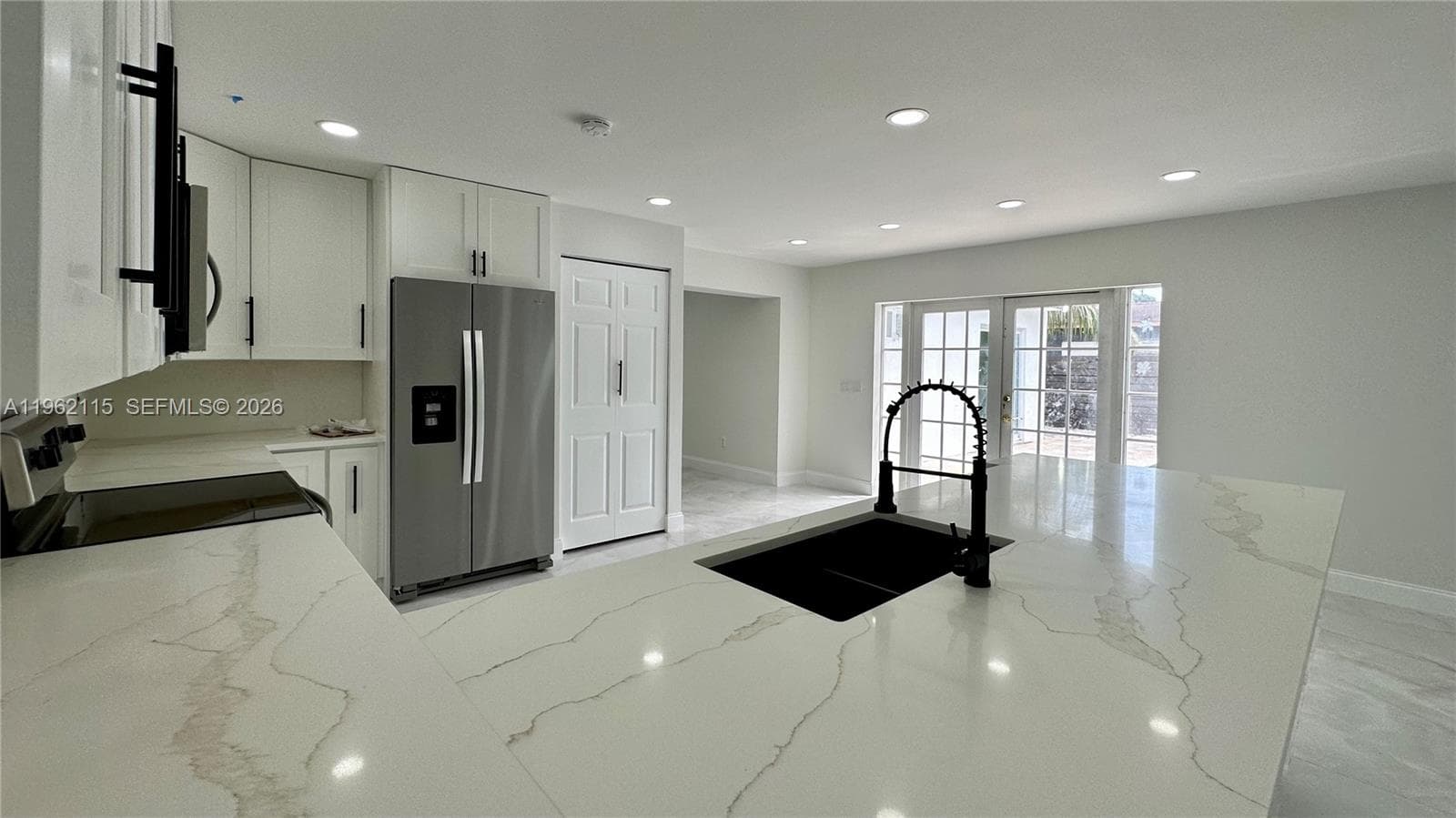 40 NW 125th St, North Miami FL 33168 — 24