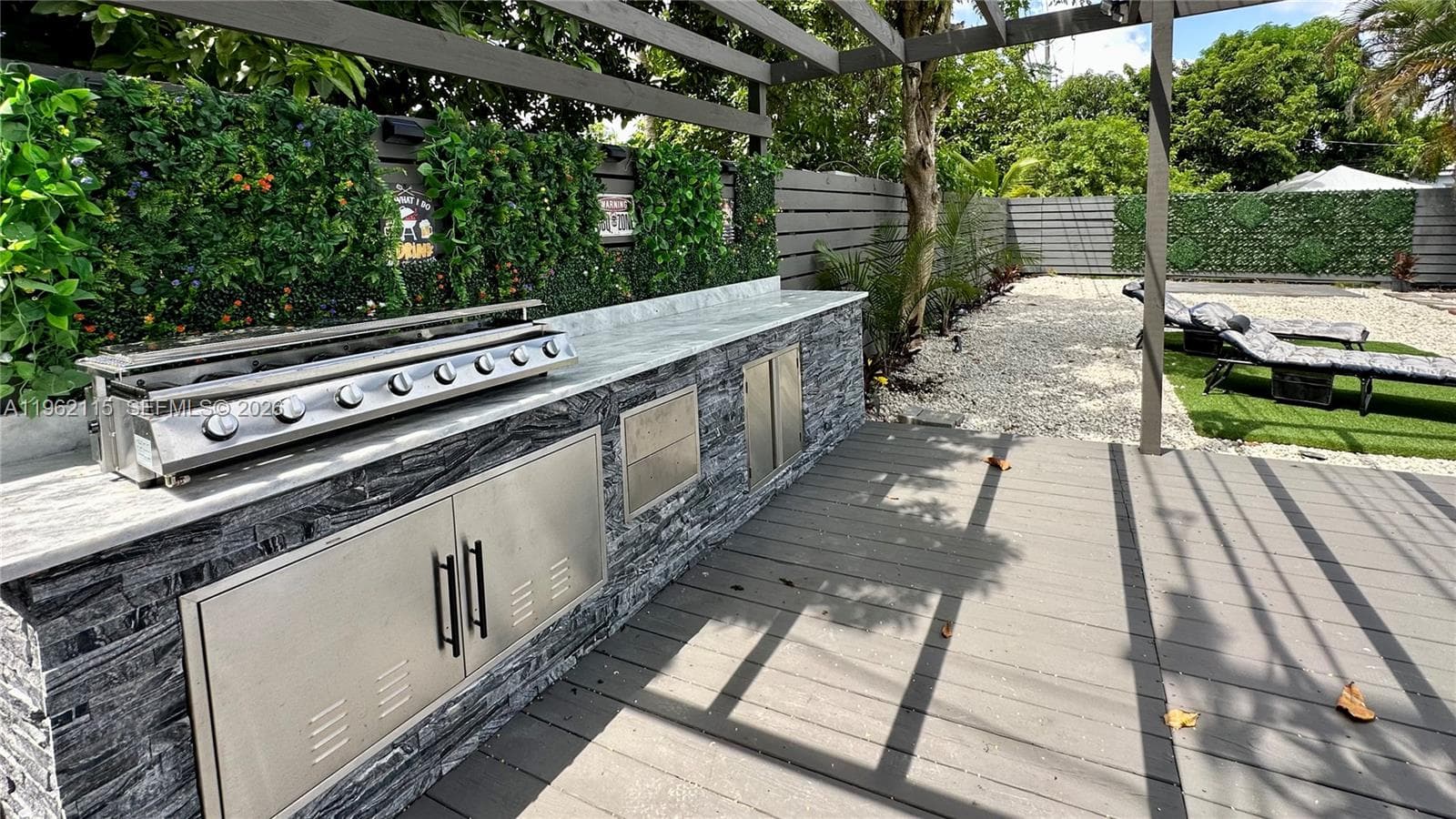 40 NW 125th St, North Miami FL 33168 — 35