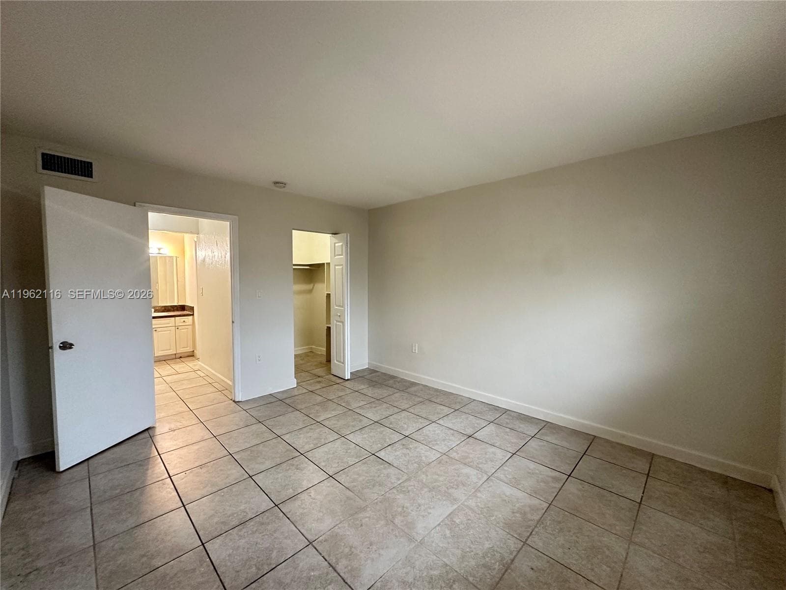 1008 NW 45th Ave # 9, Miami FL 33126 — 13