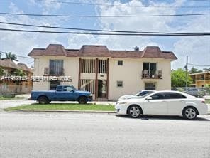 1008 NW 45th Ave # 9, Miami FL 33126 — 1