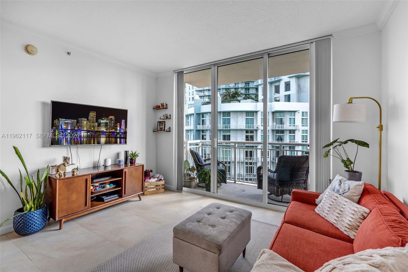 2000 N Bayshore Dr # 909, Miami FL 33137 — 13