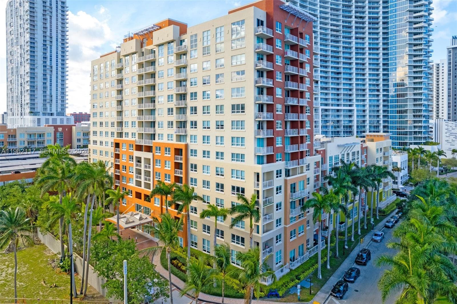 2000 N Bayshore Dr # 909, Miami FL 33137 — 38