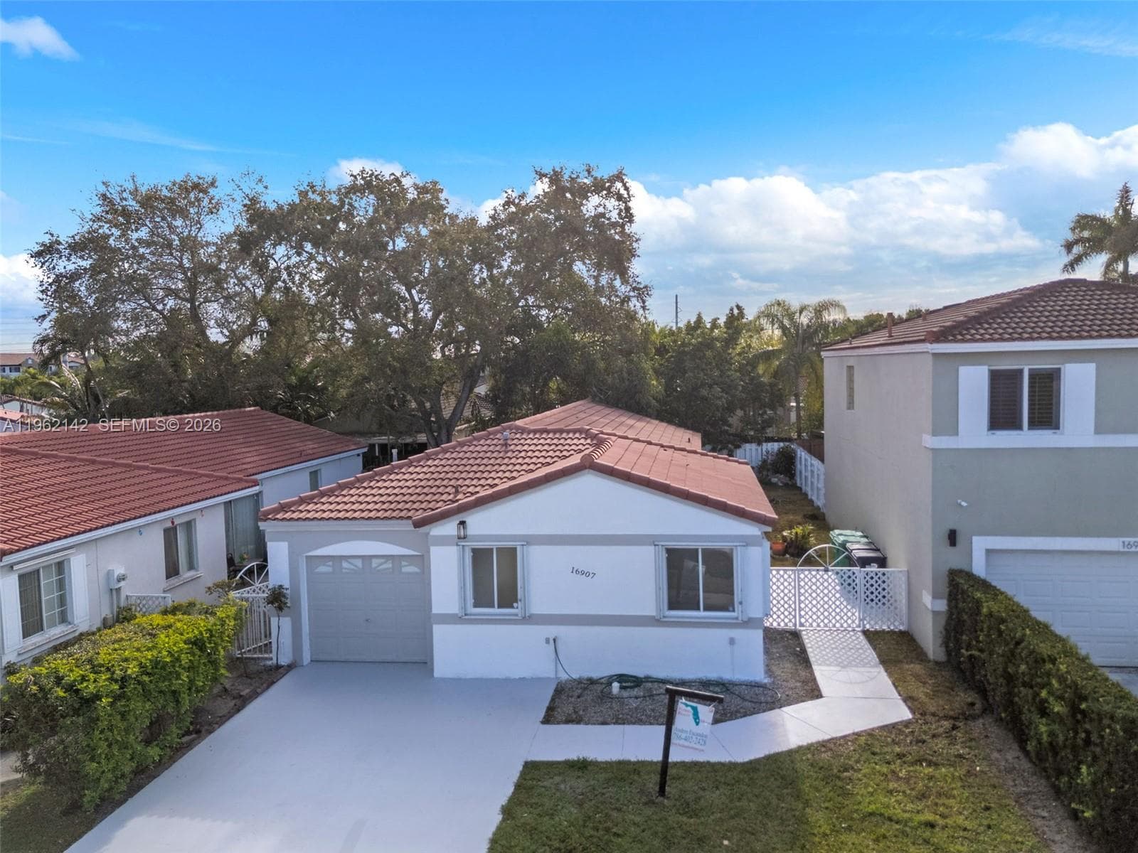 16907 SW 142nd Pl, Miami FL 33177 — 3