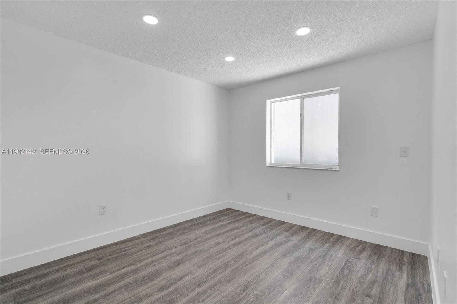 16907 SW 142nd Pl, Miami FL 33177 — 15