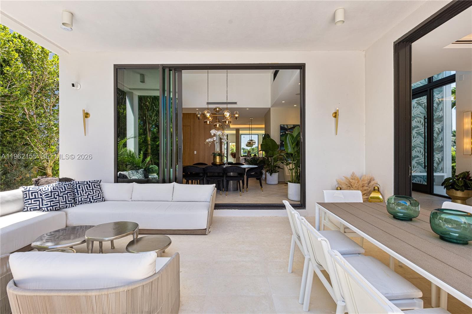 2499 N Meridian Ave, Miami Beach FL 33140 — 34