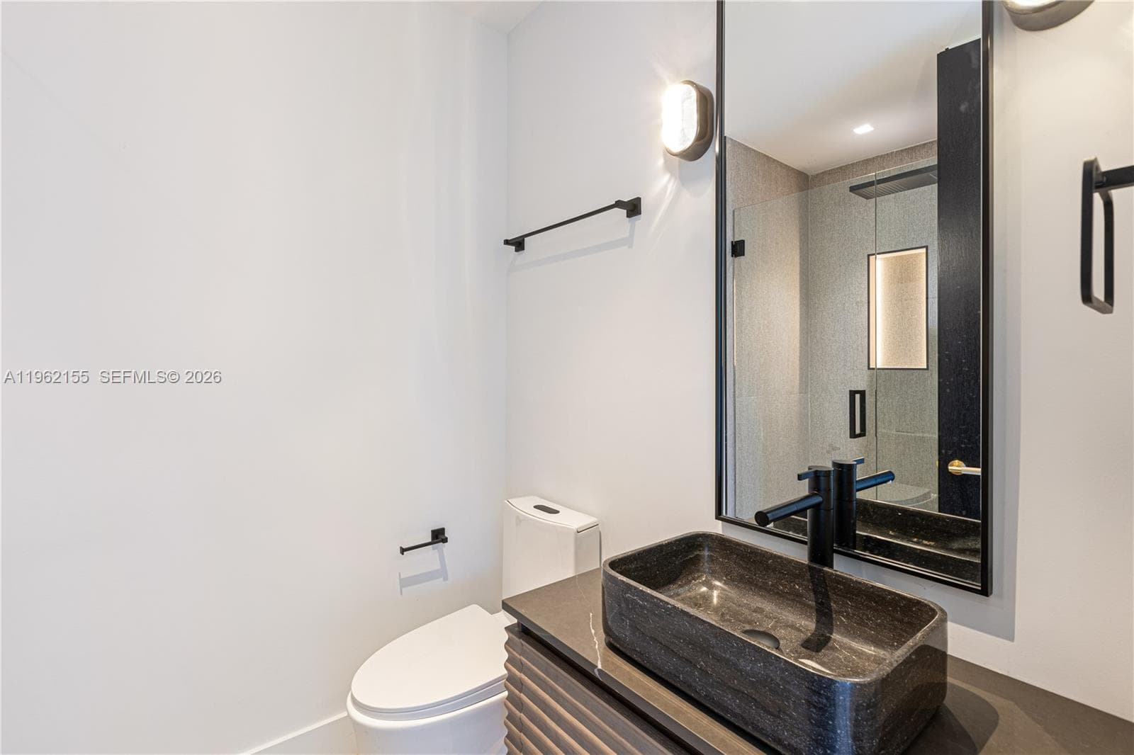 2499 N Meridian Ave, Miami Beach FL 33140 — 50