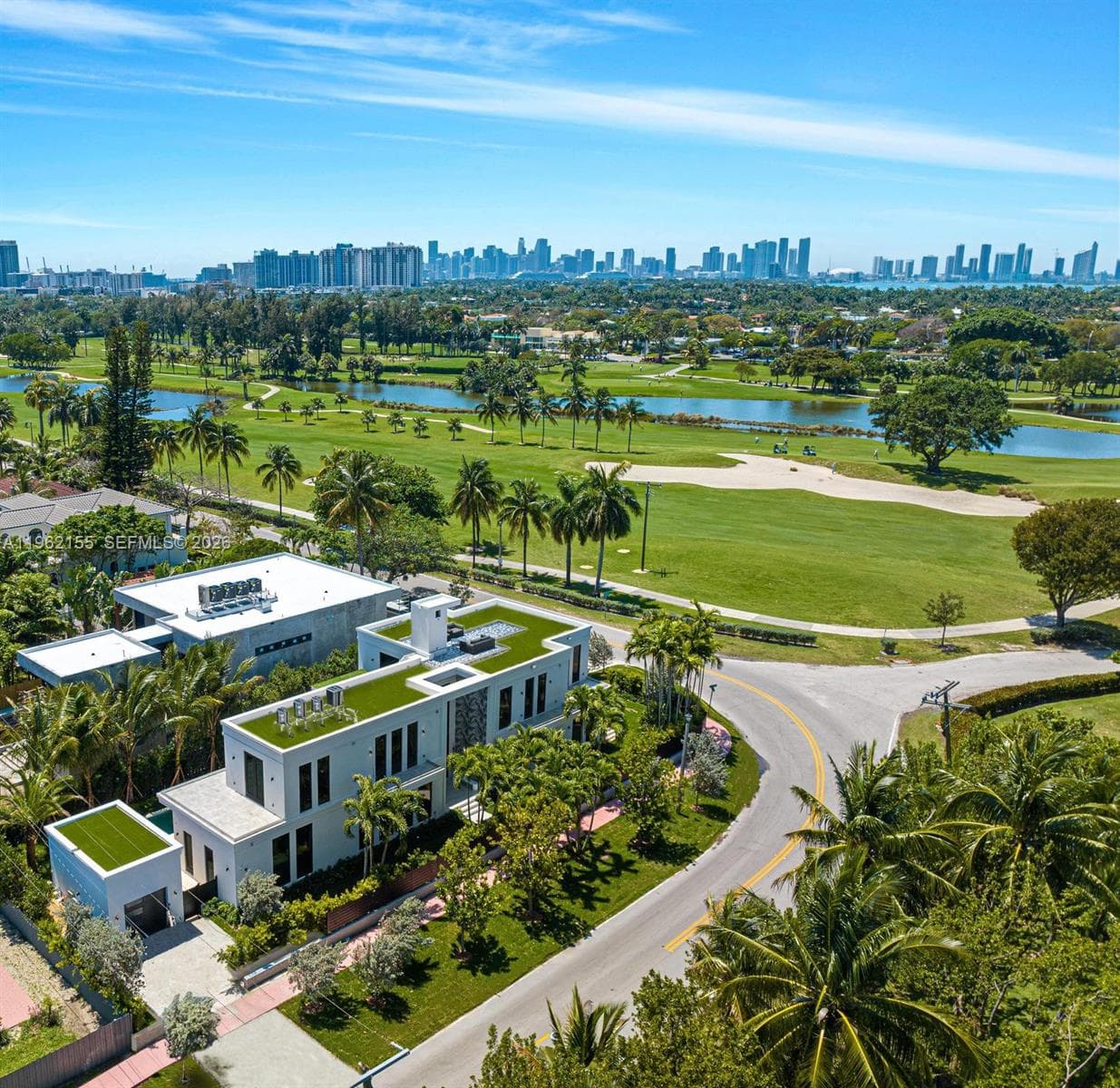2499 N Meridian Ave, Miami Beach FL 33140 — 58