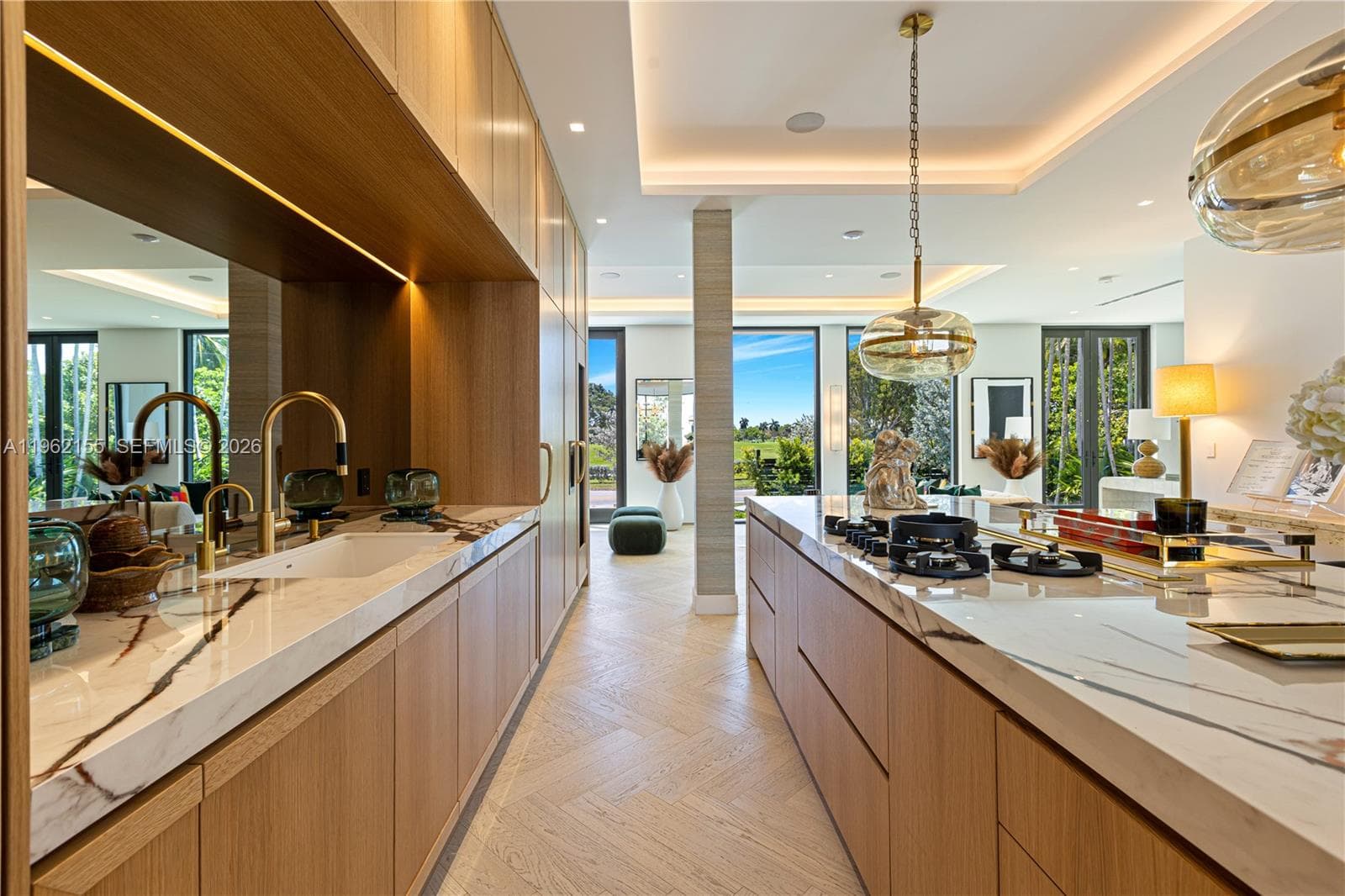 2499 N Meridian Ave, Miami Beach FL 33140 — 21