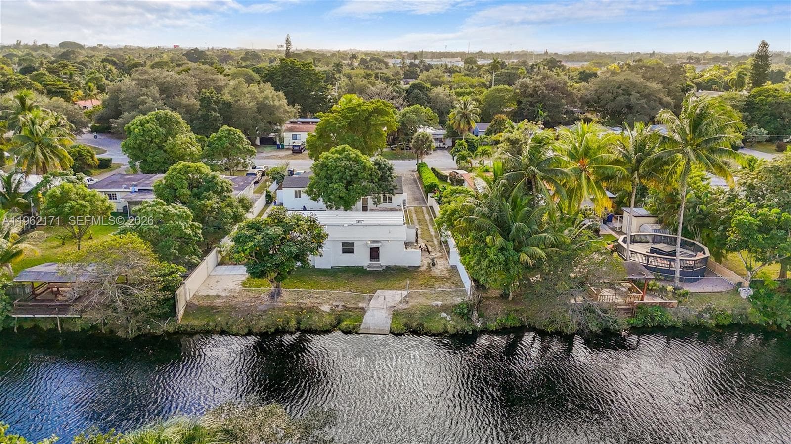 201 S Biscayne River Dr #0, Miami FL 33169 — 2