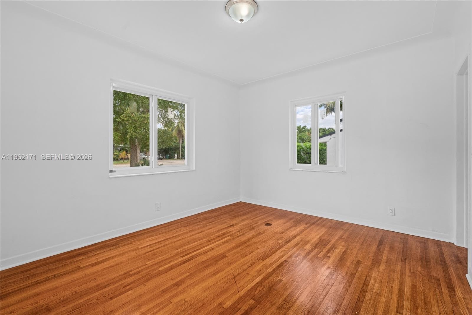 201 S Biscayne River Dr #0, Miami FL 33169 — 26