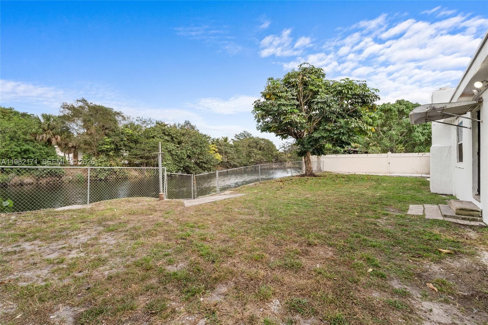 201 S Biscayne River Dr #0, Miami FL 33169 — 32
