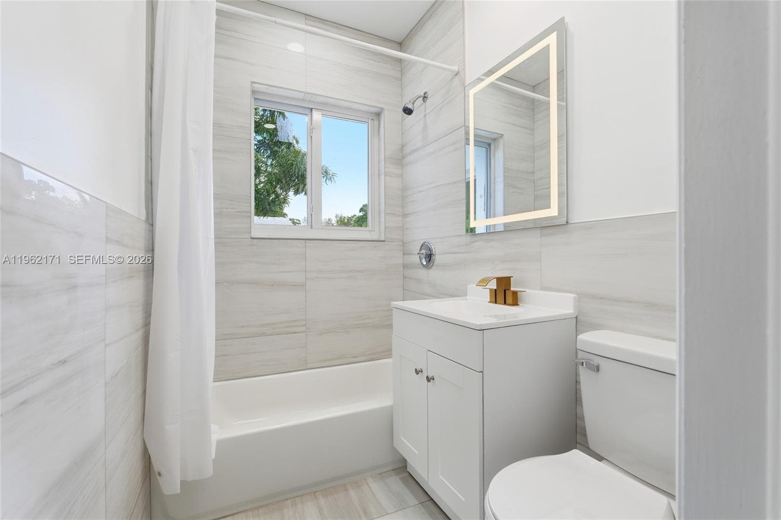 201 S Biscayne River Dr #0, Miami FL 33169 — 24
