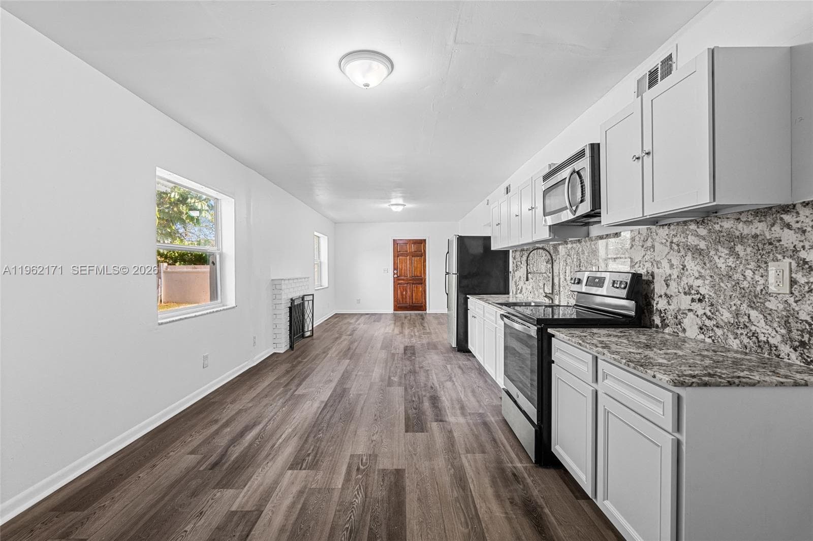 201 S Biscayne River Dr #0, Miami FL 33169 — 34