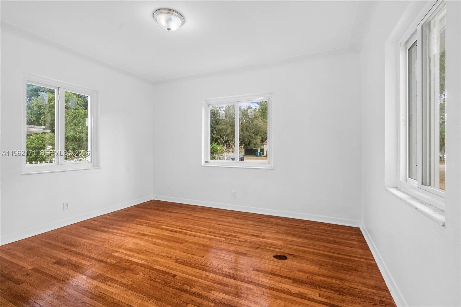201 S Biscayne River Dr #0, Miami FL 33169 — 25
