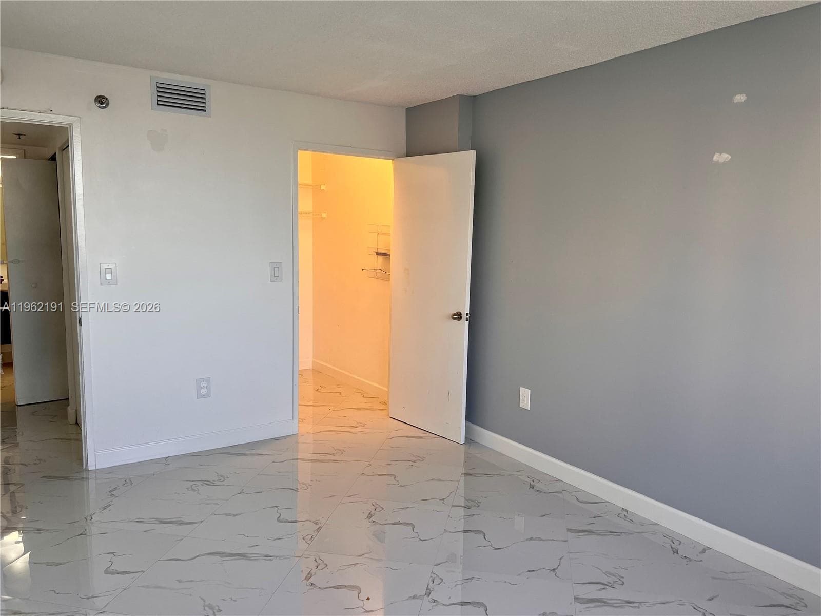210 174th St # 912, Sunny Isles Beach FL 33160 — 14