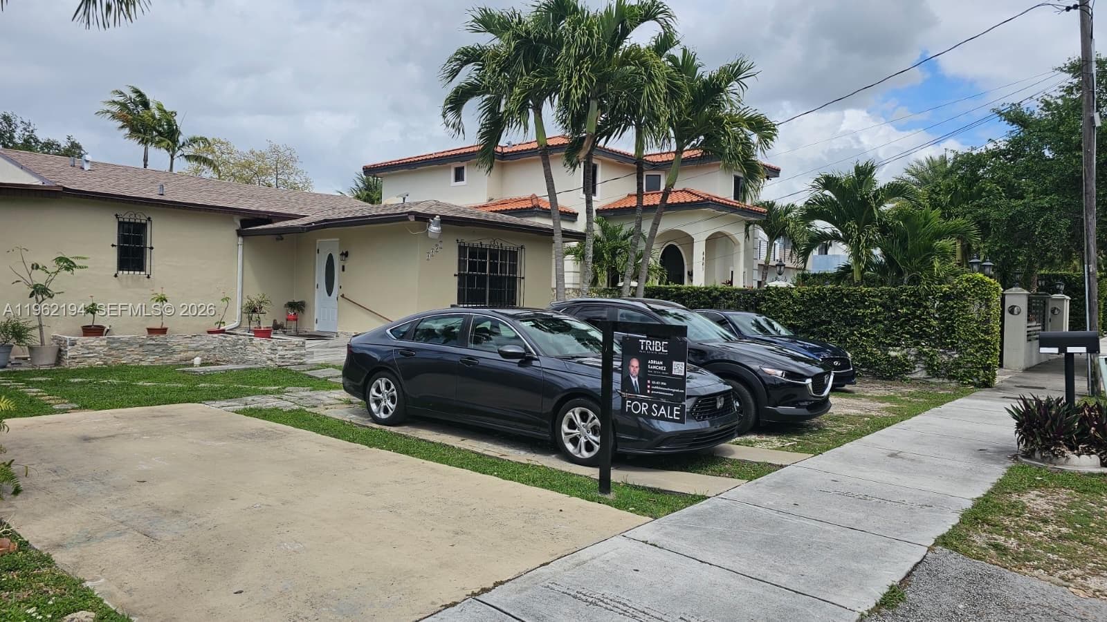 8891 SW 28th St, Miami FL 33165 — 20