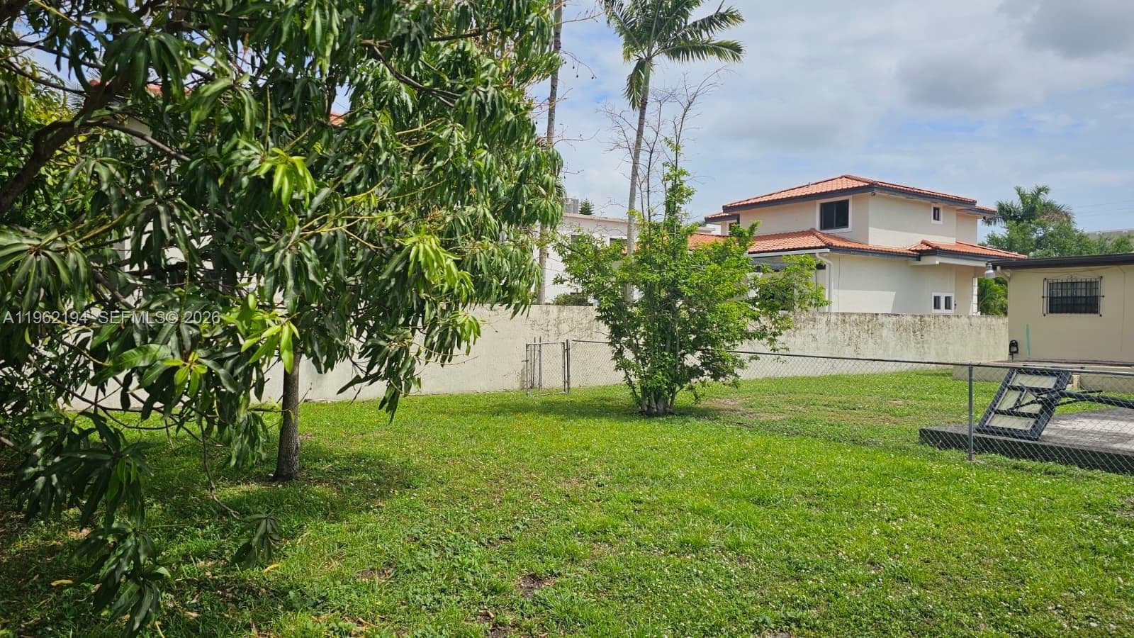 8891 SW 28th St, Miami FL 33165 — 24