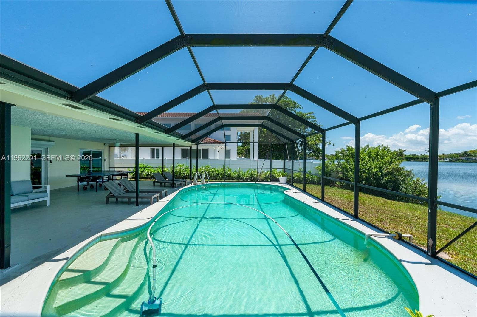 21320 NE 25th Court, Miami FL 33180 — 2